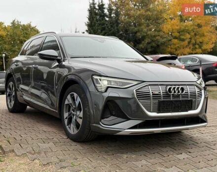 Сірий Ауді E-Tron, об'ємом двигуна 0 л та пробігом 77 тис. км за 37000 $, фото 1 на Automoto.ua