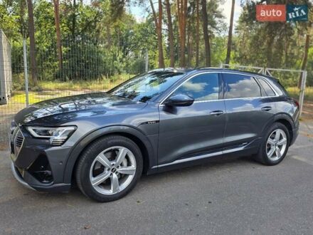 Серый Ауди E-Tron, объемом двигателя 0 л и пробегом 43 тыс. км за 29999 $, фото 1 на Automoto.ua