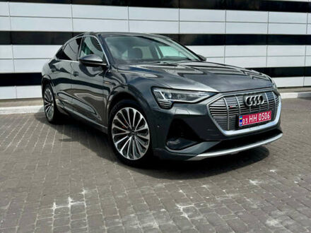 Сірий Ауді E-Tron, об'ємом двигуна 0 л та пробігом 40 тис. км за 32800 $, фото 1 на Automoto.ua