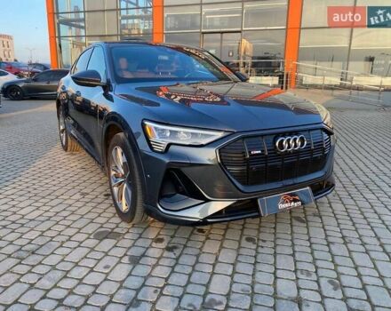 Сірий Ауді E-Tron, об'ємом двигуна 0 л та пробігом 53 тис. км за 29900 $, фото 1 на Automoto.ua