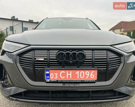 Серый Ауди E-Tron, объемом двигателя 0 л и пробегом 90 тыс. км за 38300 $, фото 1 на Automoto.ua