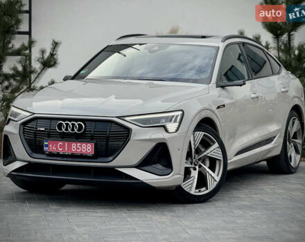 Серый Ауди E-Tron, объемом двигателя 0 л и пробегом 36 тыс. км за 45445 $, фото 1 на Automoto.ua