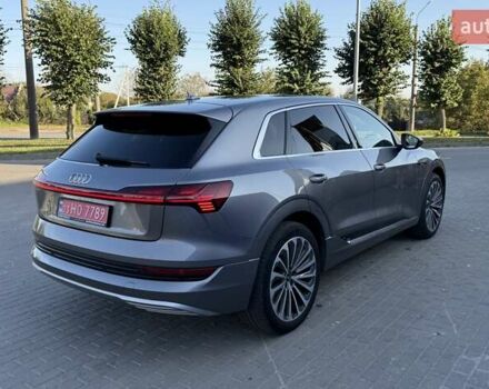 Серый Ауди E-Tron, объемом двигателя 0 л и пробегом 98 тыс. км за 29999 $, фото 1 на Automoto.ua