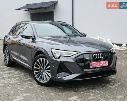 Серый Ауди E-Tron, объемом двигателя 0 л и пробегом 117 тыс. км за 27200 $, фото 1 на Automoto.ua