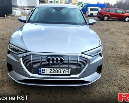Серый Ауди E-Tron, объемом двигателя 0.23 л и пробегом 125 тыс. км за 28000 $, фото 1 на Automoto.ua