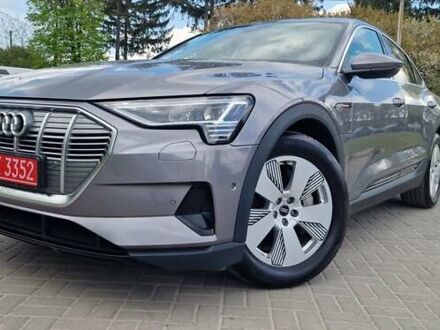 Сірий Ауді E-Tron, об'ємом двигуна 0 л та пробігом 140 тис. км за 25811 $, фото 1 на Automoto.ua