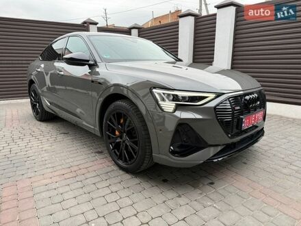 Серый Ауди E-Tron, объемом двигателя 0 л и пробегом 45 тыс. км за 35800 $, фото 1 на Automoto.ua