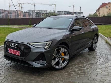 Серый Ауди E-Tron, объемом двигателя 0 л и пробегом 41 тыс. км за 43500 $, фото 1 на Automoto.ua