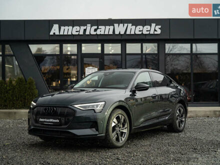 Сірий Ауді E-Tron, об'ємом двигуна 0 л та пробігом 64 тис. км за 37900 $, фото 1 на Automoto.ua