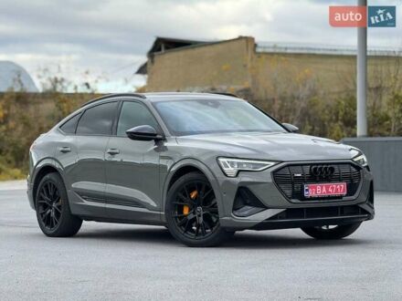 Серый Ауди E-Tron, объемом двигателя 0 л и пробегом 149 тыс. км за 36900 $, фото 1 на Automoto.ua