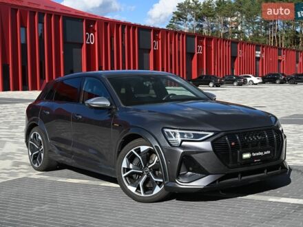 Серый Ауди E-Tron, объемом двигателя 0 л и пробегом 91 тыс. км за 43900 $, фото 1 на Automoto.ua