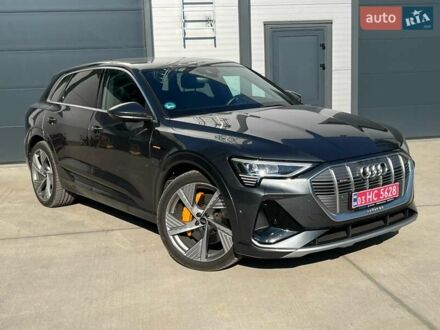 Серый Ауди E-Tron, объемом двигателя 0 л и пробегом 55 тыс. км за 42000 $, фото 1 на Automoto.ua