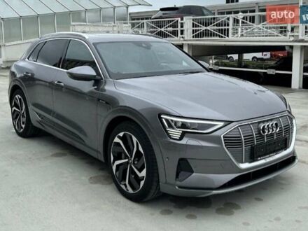 Серый Ауди E-Tron, объемом двигателя 0 л и пробегом 43 тыс. км за 48900 $, фото 1 на Automoto.ua