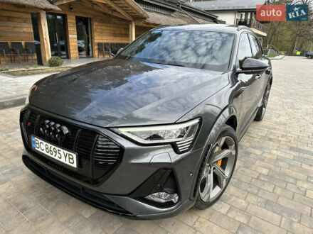 Ауди E-Tron 2022 в Львове на Automoto.ua Серый Ауди E-Tron, объемом двигателя 0 л и пробегом 29 тыс. км за 47300 $, фото 1 на Automoto.ua