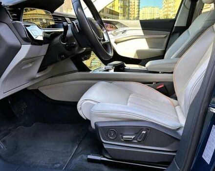 Синий Ауди E-Tron, объемом двигателя 0 л и пробегом 79 тыс. км за 36300 $, фото 21 на Automoto.ua
