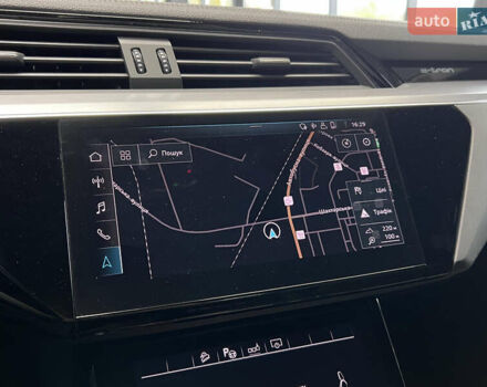 Синий Ауди E-Tron, объемом двигателя 0 л и пробегом 299 тыс. км за 23490 $, фото 49 на Automoto.ua