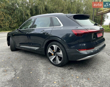 Синий Ауди E-Tron, объемом двигателя 0 л и пробегом 143 тыс. км за 27000 $, фото 4 на Automoto.ua