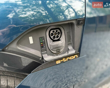 Синій Ауді E-Tron, об'ємом двигуна 0 л та пробігом 165 тис. км за 24900 $, фото 52 на Automoto.ua