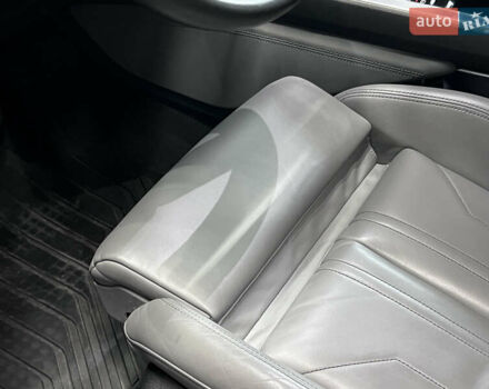 Синий Ауди E-Tron, объемом двигателя 0 л и пробегом 299 тыс. км за 23490 $, фото 40 на Automoto.ua