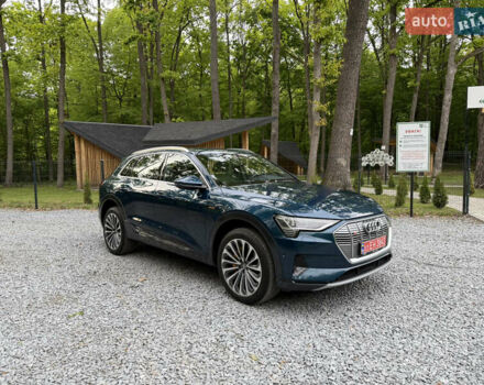 Синій Ауді E-Tron, об'ємом двигуна 0 л та пробігом 165 тис. км за 24900 $, фото 4 на Automoto.ua