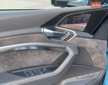 Синий Ауди E-Tron, объемом двигателя 0 л и пробегом 49 тыс. км за 35490 $, фото 14 на Automoto.ua