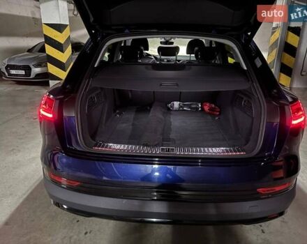 Синий Ауди E-Tron, объемом двигателя 0 л и пробегом 57 тыс. км за 28700 $, фото 11 на Automoto.ua