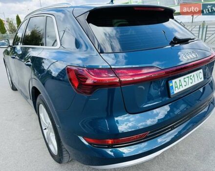 Ауді E-Tron 2019 у Тернополі на Automoto.ua Синій Ауді E-Tron, об'ємом двигуна 0 л та пробігом 200 тис. км за 21700 $, фото 15 на Automoto.ua