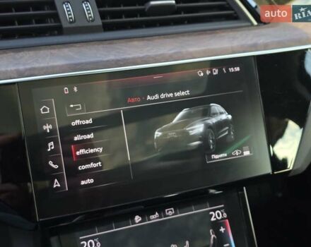 Ауди E-Tron 2019 в Тернополе на Automoto.ua Синий Ауди E-Tron, объемом двигателя 0 л и пробегом 119 тыс. км за 29499 $, фото 5 на Automoto.ua