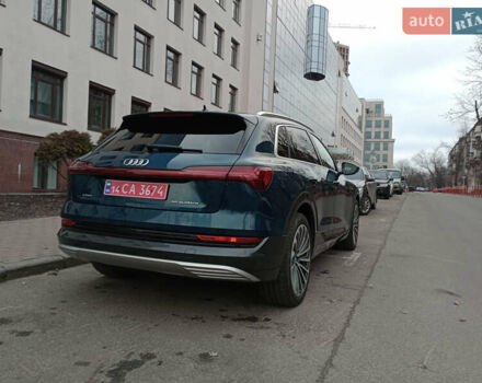 Синий Ауди E-Tron, объемом двигателя 0 л и пробегом 104 тыс. км за 23990 $, фото 1 на Automoto.ua