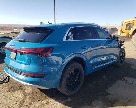 Синий Ауди E-Tron, объемом двигателя 0 л и пробегом 81 тыс. км за 19500 $, фото 5 на Automoto.ua