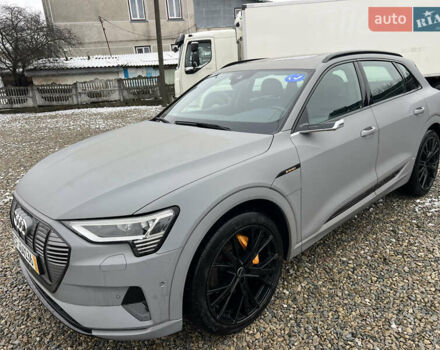 Синий Ауди E-Tron, объемом двигателя 0 л и пробегом 65 тыс. км за 31900 $, фото 15 на Automoto.ua