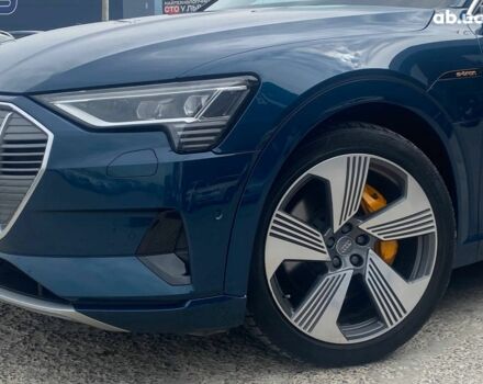 Синий Ауди E-Tron, объемом двигателя 0 л и пробегом 125 тыс. км за 25240 $, фото 3 на Automoto.ua