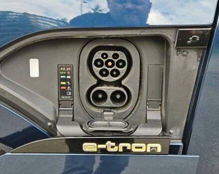 Синий Ауди E-Tron, объемом двигателя 0 л и пробегом 102 тыс. км за 33700 $, фото 59 на Automoto.ua