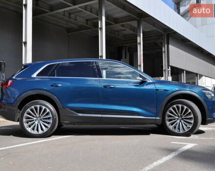 Синий Ауди E-Tron, объемом двигателя 0 л и пробегом 79 тыс. км за 34000 $, фото 5 на Automoto.ua