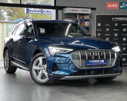 Синий Ауди E-Tron, объемом двигателя 0 л и пробегом 299 тыс. км за 23490 $, фото 5 на Automoto.ua