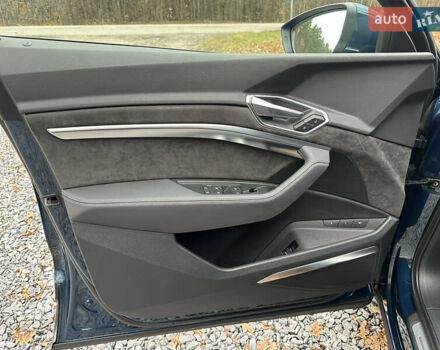 Синій Ауді E-Tron, об'ємом двигуна 0 л та пробігом 165 тис. км за 25900 $, фото 27 на Automoto.ua