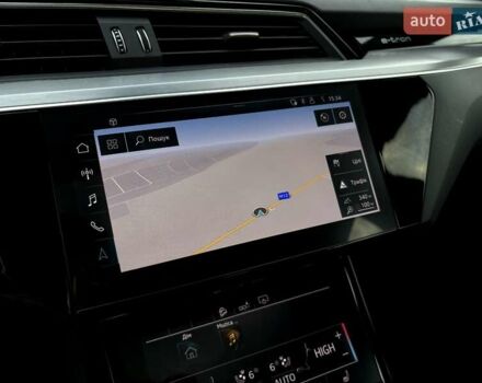 Синий Ауди E-Tron, объемом двигателя 0 л и пробегом 119 тыс. км за 29990 $, фото 46 на Automoto.ua
