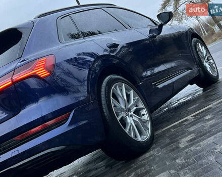 Синій Ауді E-Tron, об'ємом двигуна 0 л та пробігом 135 тис. км за 25800 $, фото 19 на Automoto.ua