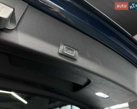 Синий Ауди E-Tron, объемом двигателя 0 л и пробегом 299 тыс. км за 23490 $, фото 77 на Automoto.ua