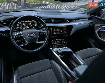 Синій Ауді E-Tron, об'ємом двигуна 0 л та пробігом 135 тис. км за 25800 $, фото 45 на Automoto.ua