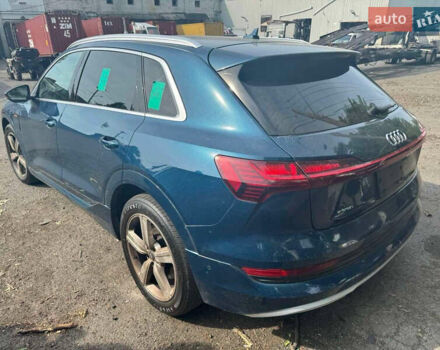 Синий Ауди E-Tron, объемом двигателя 0 л и пробегом 173 тыс. км за 30500 $, фото 12 на Automoto.ua