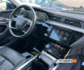 Синий Ауди E-Tron, объемом двигателя 71 л и пробегом 139 тыс. км за 27000 $, фото 21 на Automoto.ua