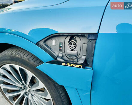 Синій Ауді E-Tron, об'ємом двигуна 0 л та пробігом 97 тис. км за 27900 $, фото 21 на Automoto.ua