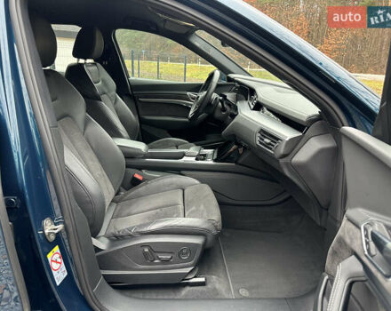 Синій Ауді E-Tron, об'ємом двигуна 0 л та пробігом 165 тис. км за 25900 $, фото 41 на Automoto.ua