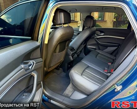 Синій Ауді E-Tron, об'ємом двигуна 0 л та пробігом 118 тис. км за 29000 $, фото 8 на Automoto.ua