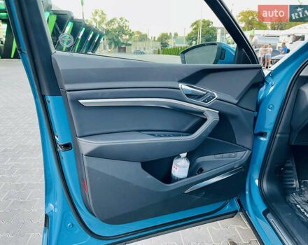 Синій Ауді E-Tron, об'ємом двигуна 0 л та пробігом 97 тис. км за 27900 $, фото 22 на Automoto.ua