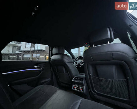 Синій Ауді E-Tron, об'ємом двигуна 0 л та пробігом 135 тис. км за 25800 $, фото 50 на Automoto.ua