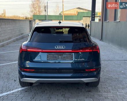 Синій Ауді E-Tron, об'ємом двигуна 0 л та пробігом 226 тис. км за 22999 $, фото 11 на Automoto.ua