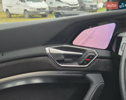 Синий Ауди E-Tron, объемом двигателя 0 л и пробегом 143 тыс. км за 24800 $, фото 19 на Automoto.ua