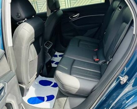 Ауді E-Tron 2019 у Тернополі на Automoto.ua Синій Ауді E-Tron, об'ємом двигуна 0 л та пробігом 200 тис. км за 21700 $, фото 36 на Automoto.ua